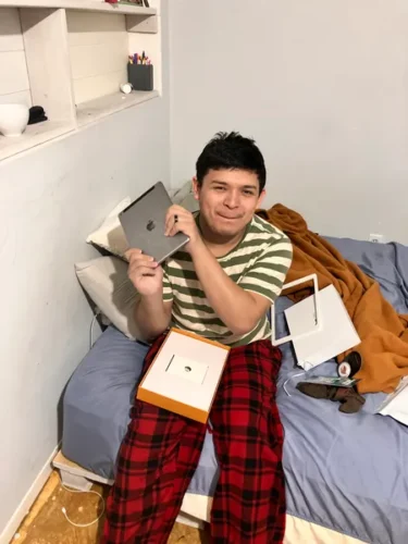 iPad Air 4 (4th Gen, 10.9") 64GB  (Wifi) photo review