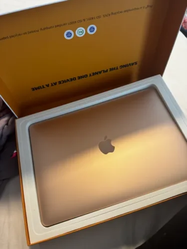 MacBook Air M2 13" photo review